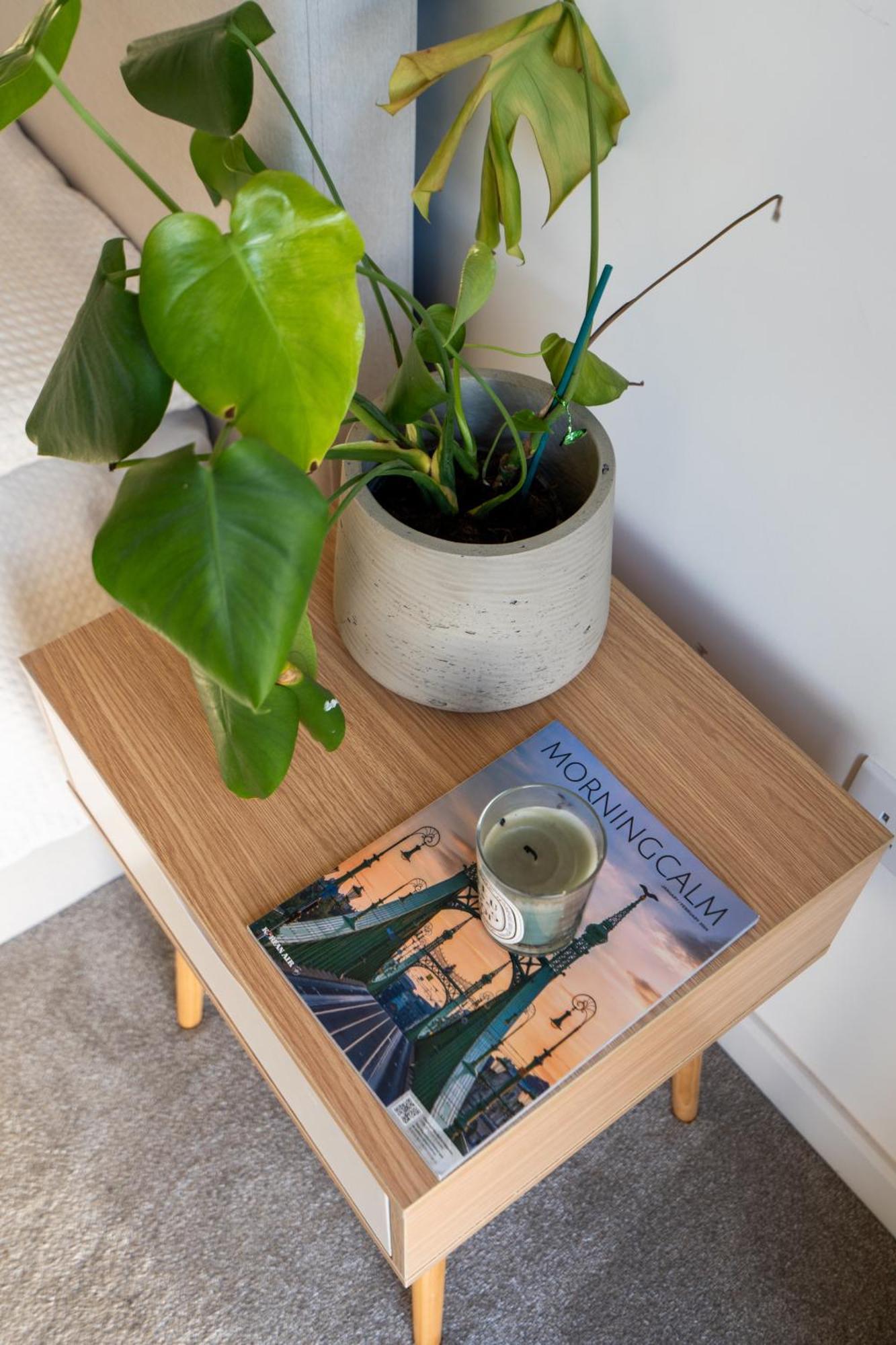 Sunset Retreat: Steps From Heathrow/Twickenham Lejlighed Hounslow Eksteriør billede